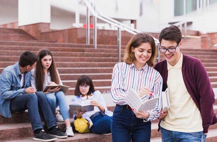 美國本科留學費用