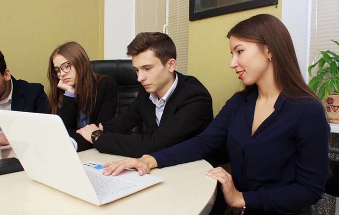 英澳授課型碩士和研究型碩士有什么區別？